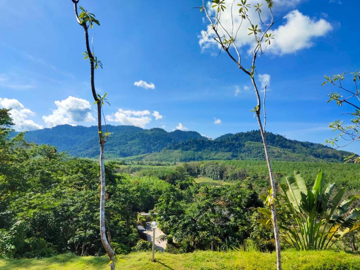 Khaolak Blue Sky Villa カオラック エクステリア 写真